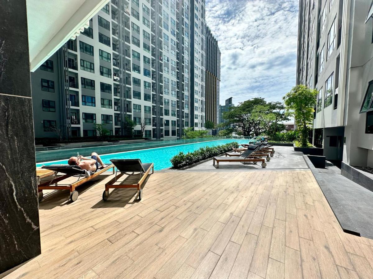 Best Location Condo With Swimming Pool, Gym, Sauna, Washing Mashine, Fast Internet In Central Of Pattaya Eksteriør billede